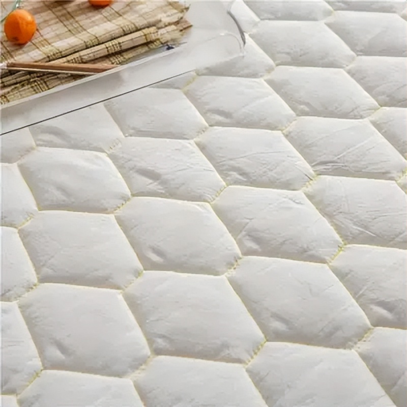 老人晚上尿床有药治吗,九旬老人晚上尿床是怎么回事