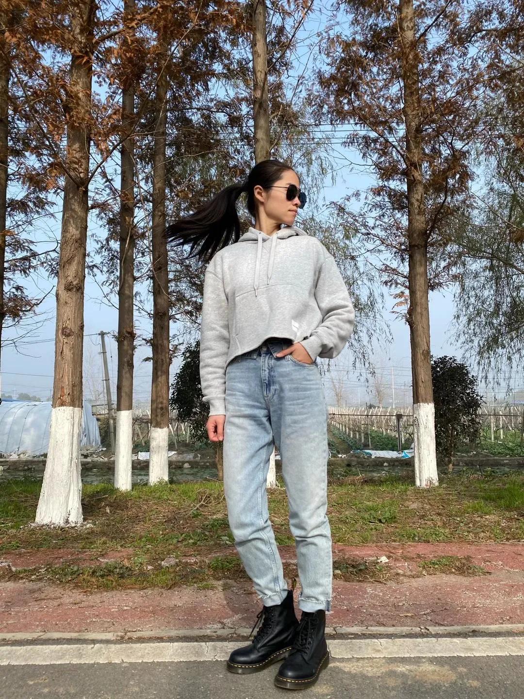 卫衣才是最好的单品,卫衣已过时赫本风