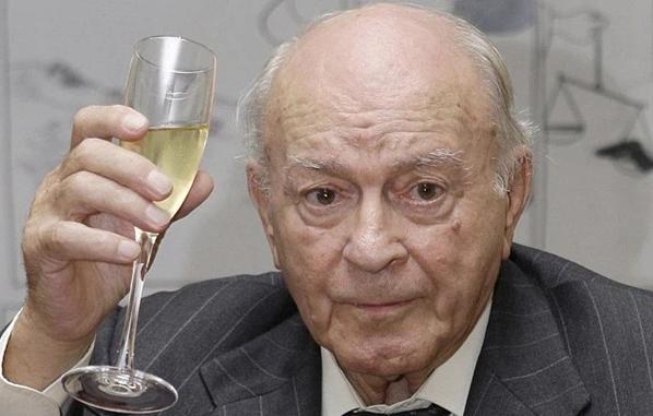 公认球王有几个,称得上准球王的十大足坛传奇巨星