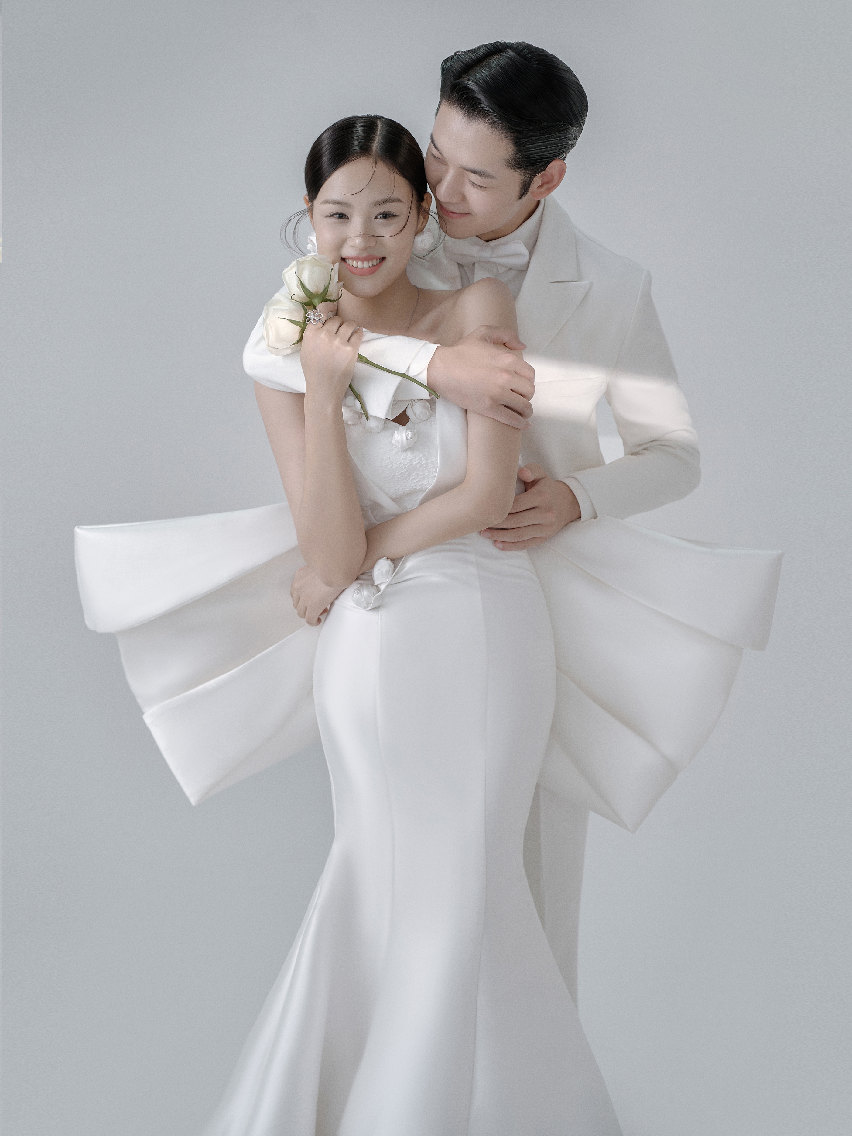 韩式贵妇风格婚纱照拍摄图片欣赏,韩式室内婚纱照姿势和表情技巧