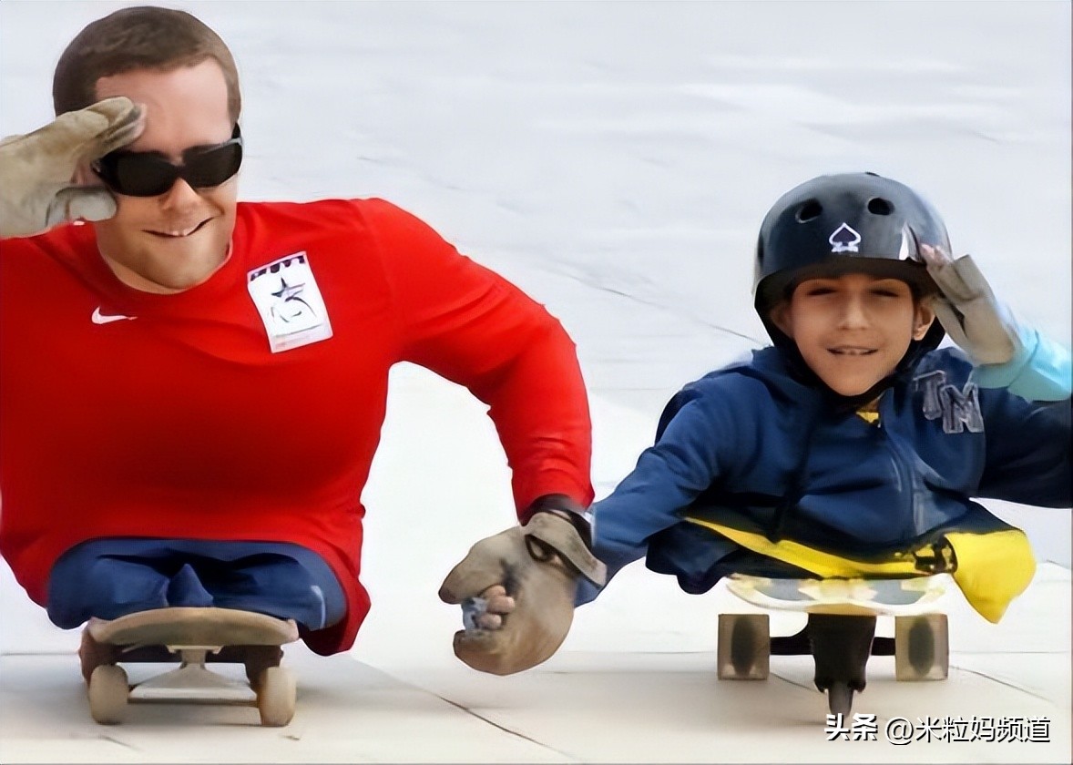 世界杯卡塔尔开幕式重要人物,卡塔尔半身男孩背后故事