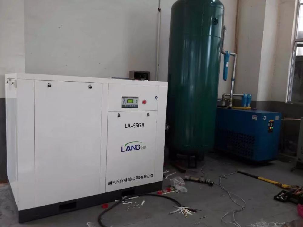 吹瓶专用空压机方案,一台吹瓶机配多大的空压机