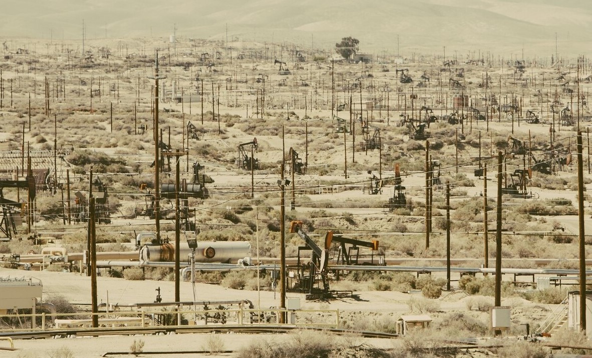 变频调速器在油田的应用,油井变频器国标