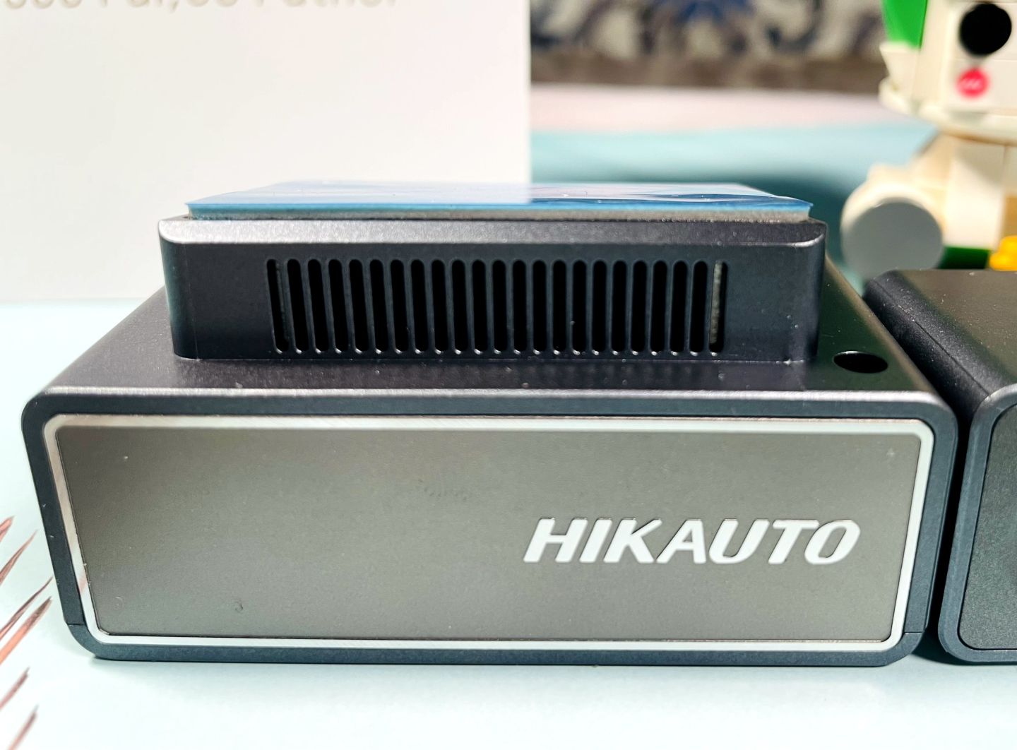 360g900和海康威视c8夜间行车对比,海康威视与360行车记录仪哪个更好