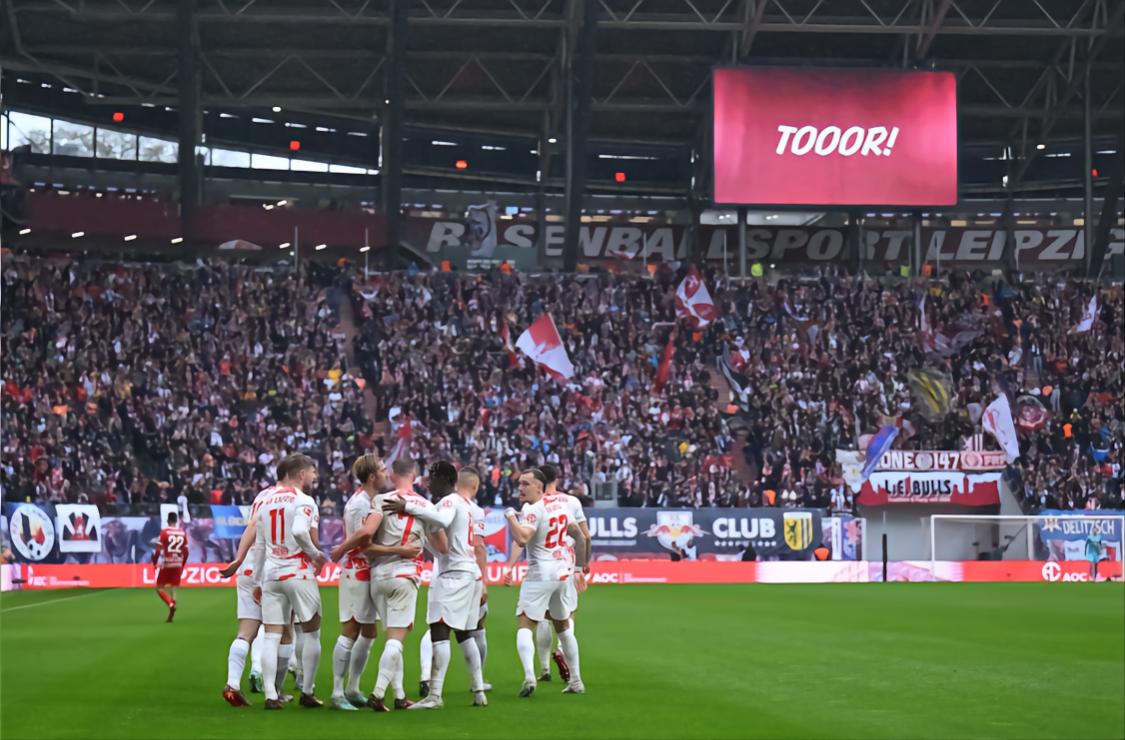 5-1击败奥沙利文晋级四强,卫冕冠军五战全胜