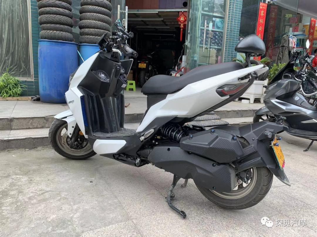 光阳krv180对比三阳drg158,雅马哈nvx155和三阳drg158