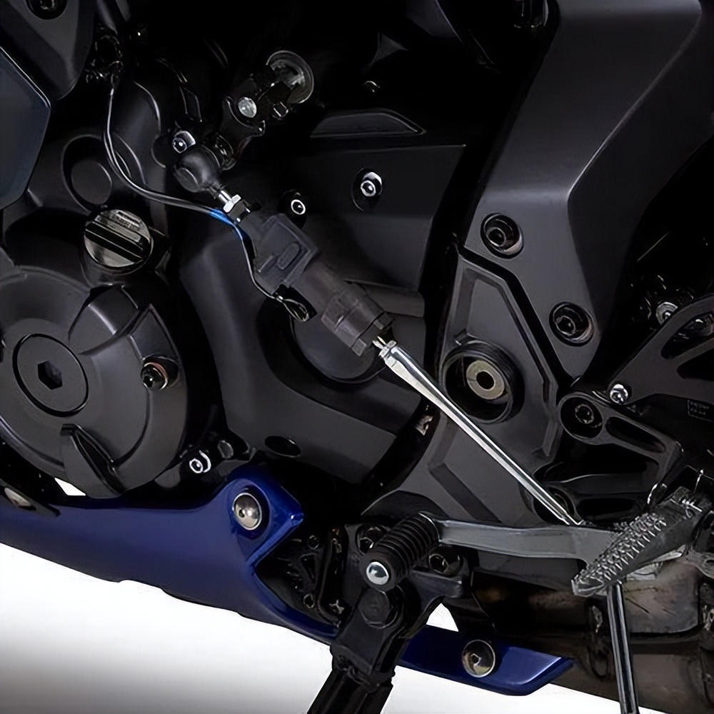 雅马哈yzf-r7ow02,雅马哈r32024款预计发布