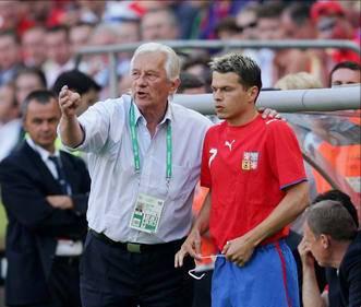 足球历史最佳阵容防守型中场,金球奖历史最佳二阵