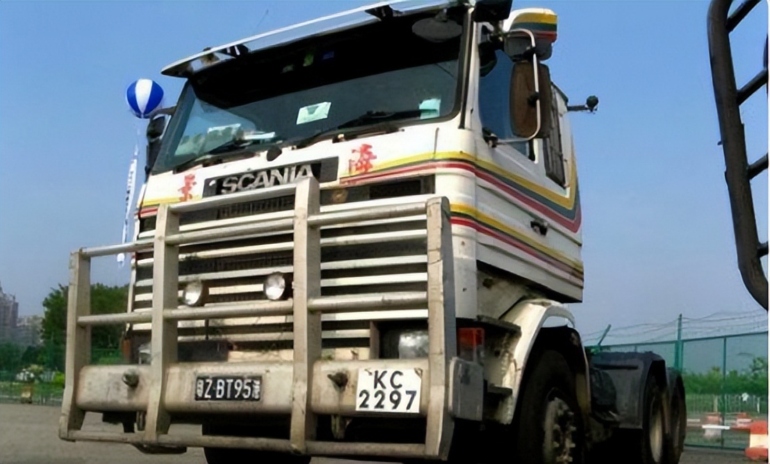 从年入38万的精英到拼命的加班人,中港司机怎么变化这么大?