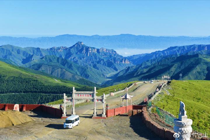 佛教四大名山五台山,五台山自然风景最好的寺院