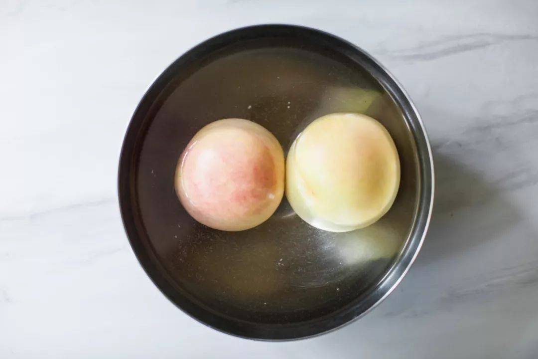 简单易做的水蜜桃的甜点,水蜜桃樱花简单甜品教程高颜值