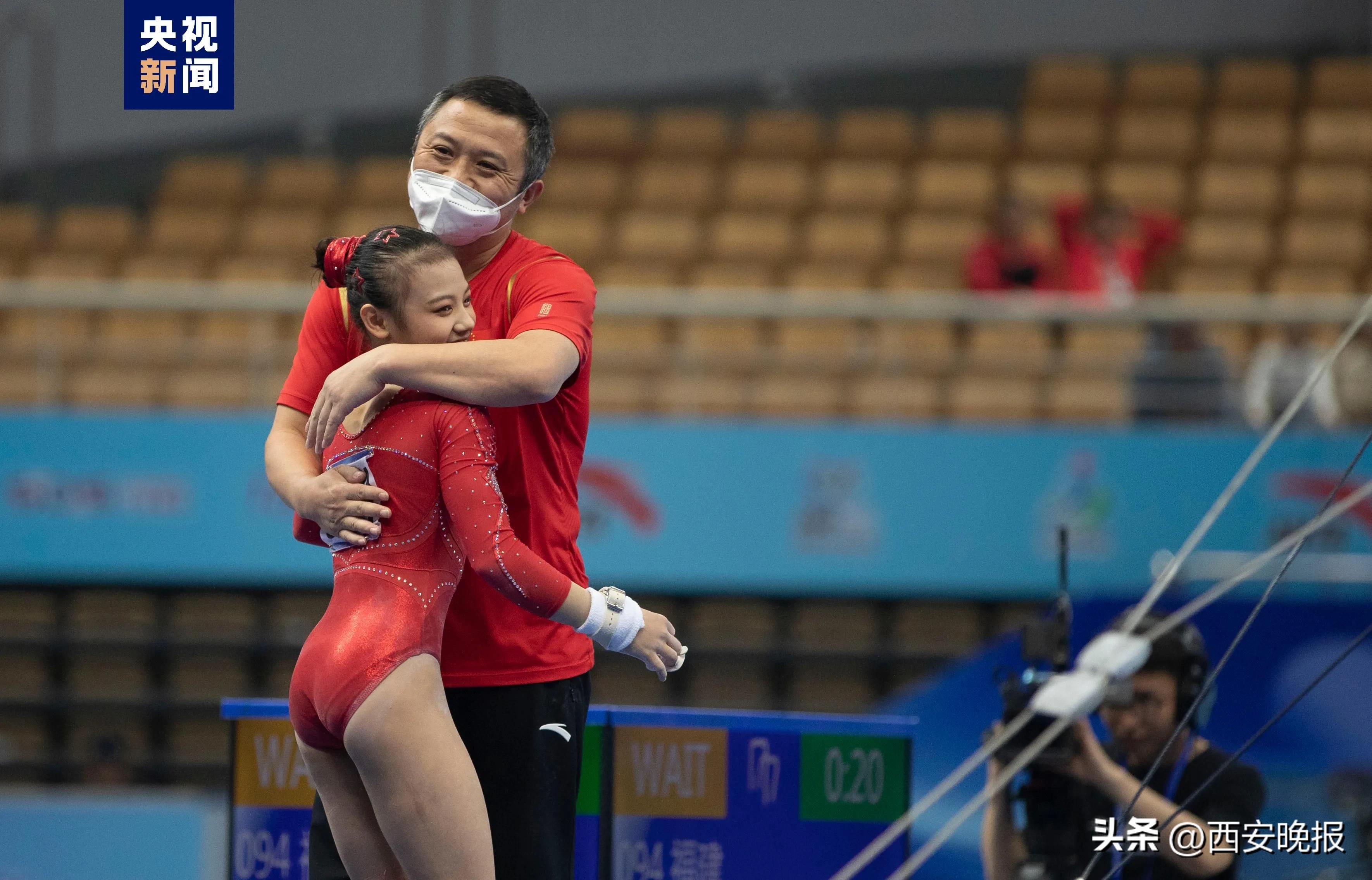 体操运动员刘洋夺金,奥运冠军吊环刘洋