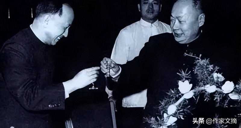 钱学森归国，陈毅副总理亲自接见，替主席打前站