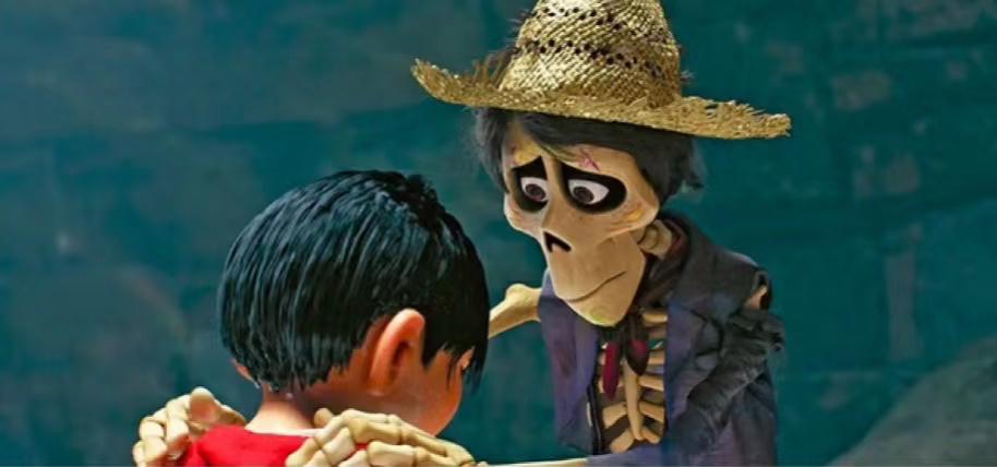 “有家在,我依然还是个孩子!”:知名男星痛失双亲,全网心疼