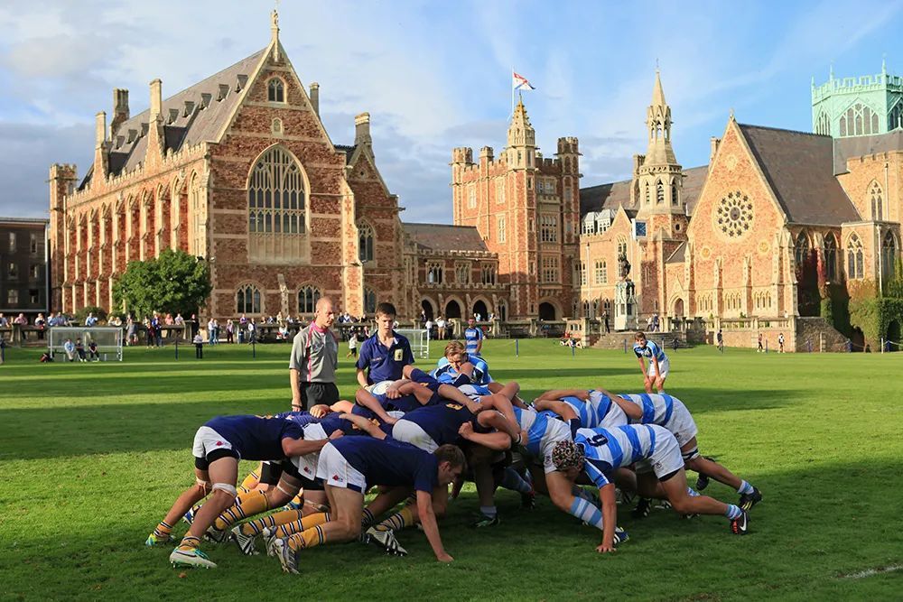 15年内走出3位诺奖得主的这所英国宝藏私校，知道即赚到！