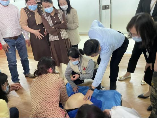 健康莆田救有我在丨福建黄金码头集团开展应急知识讲座