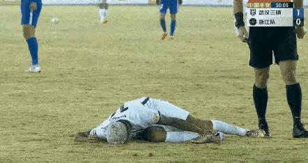 马宁到底有没有误判中超积分榜,马宁错误判罚集锦