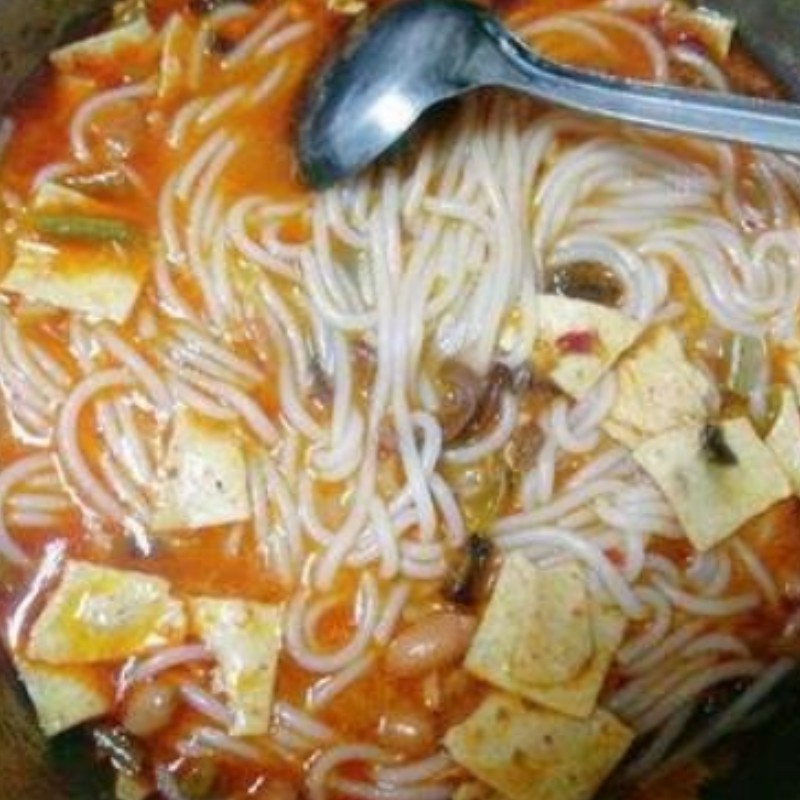 正宗柳州螺蛳粉做法配方详细教程,螺蛳粉干捞酱配方