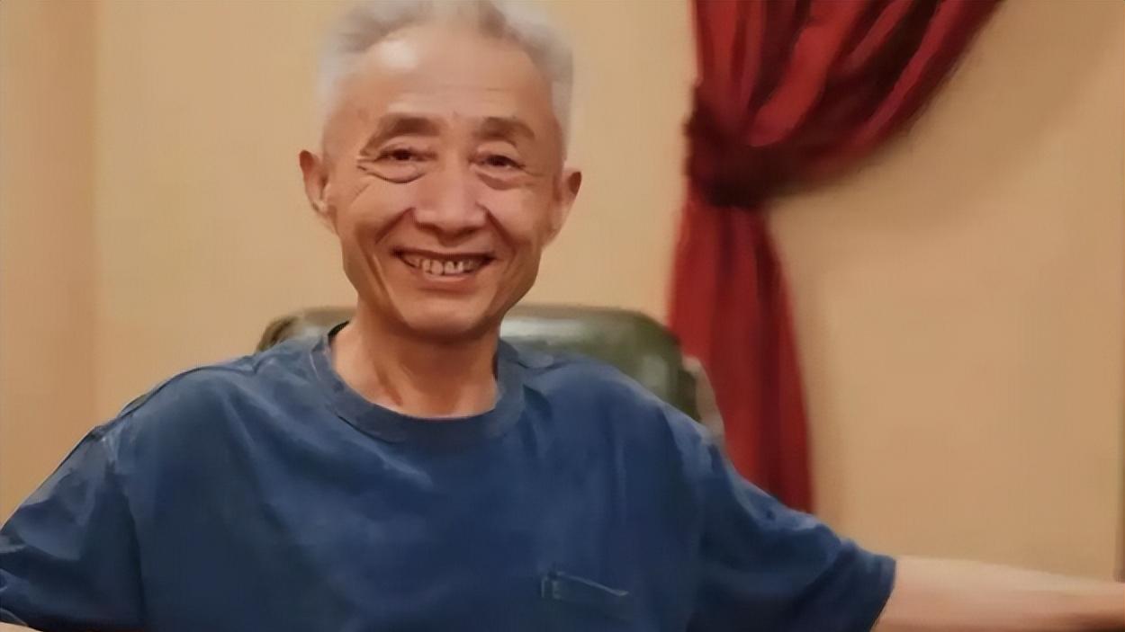 为救身患绝症的妻子，大学教授靠直播疯狂“捞金”，如今怎样了？