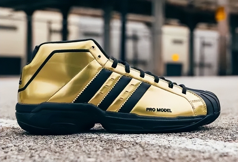 阿迪达斯pro2球鞋测评,阿迪怀旧篮球鞋2004年