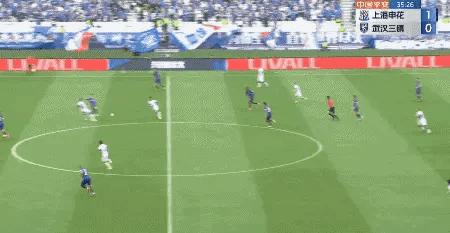 1:1，中超鼎峰战，申花7轮不败，排在榜首，三镇遭遇三连平