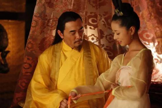 清朝皇帝临幸的制度,清朝皇帝对待妃子