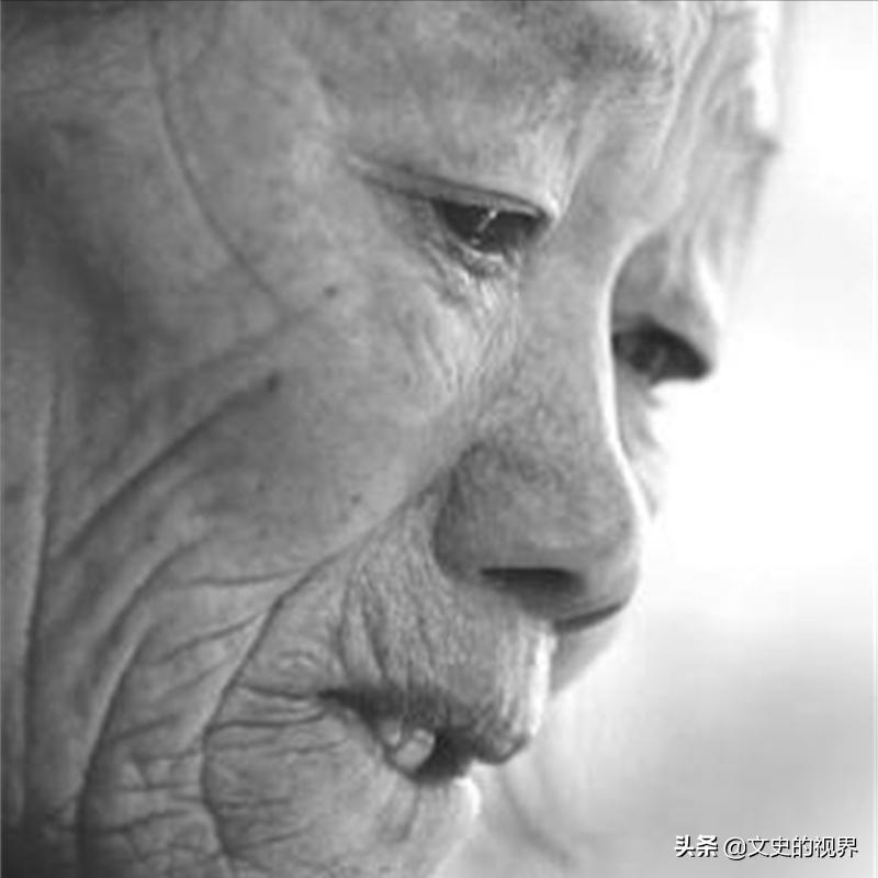 *京大南***杀屠**幸存者雷桂英：9岁时她正在做饭，日军闯进来糟蹋了她