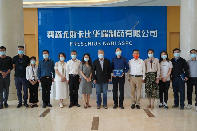 校领导到总队机关走访慰问,校领导到学院调研指导工作并慰问