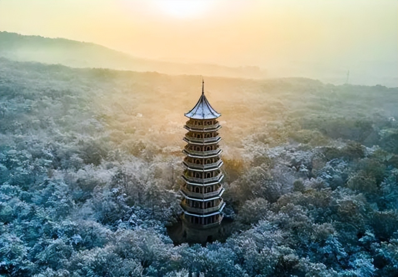 首个被撤销的直辖市南京，如今是重要的科教中心之一，已成功逆袭