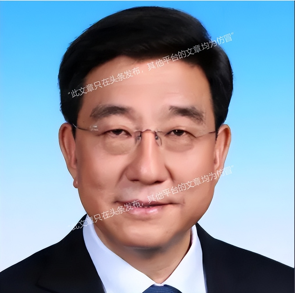 北京政协副主席李伟，落马一人检举多人，真“刑”啊！