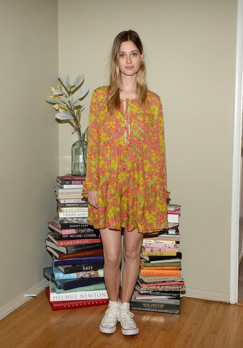 帆布鞋搭配什么衣服和裤子最好看,高帮帆布鞋搭配什么裤子女生春天