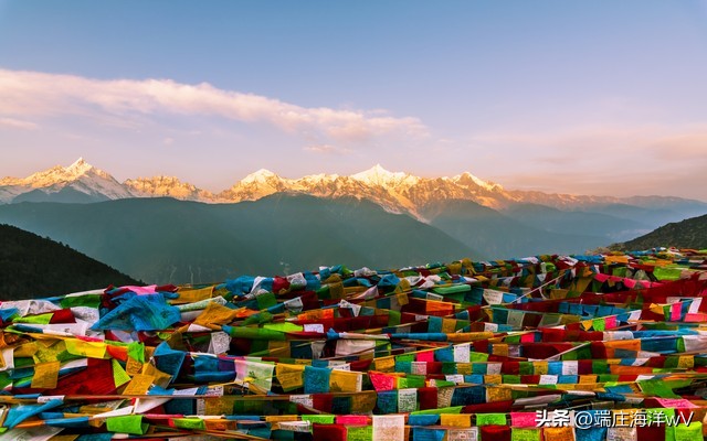 到云南昆明旅游必去的景点有哪些,云南香格里拉旅游攻略必去景点