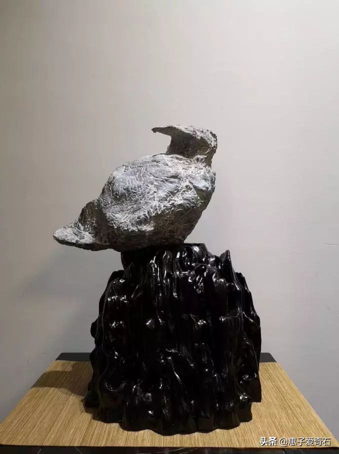 走下神坛玉器,价值1亿以上的灵璧奇石