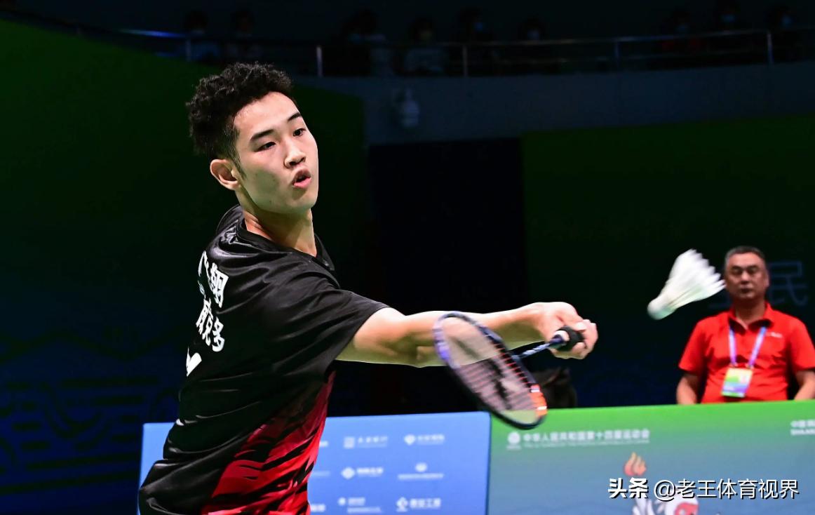 亚锦赛男单半决赛李诗沣对谁,羽毛球亚锦赛李诗沣对战翁泓阳