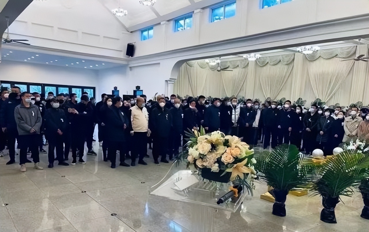 大连球员悼念小王涛,大连足球名将小王涛