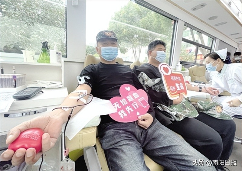 南阳市学雷锋志愿者,南阳市学雷锋走进社区