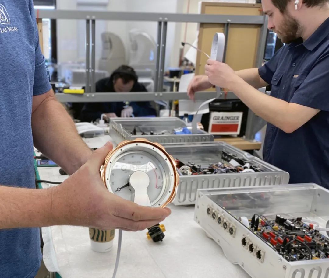 DanD’AgostinoRelentlessPre前级+Epic1600单声道后级