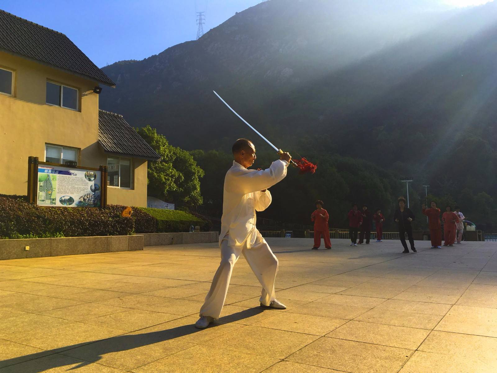 老年人腿脚没力吃什么药可以补充,老年人腿无力需要补充什么营养