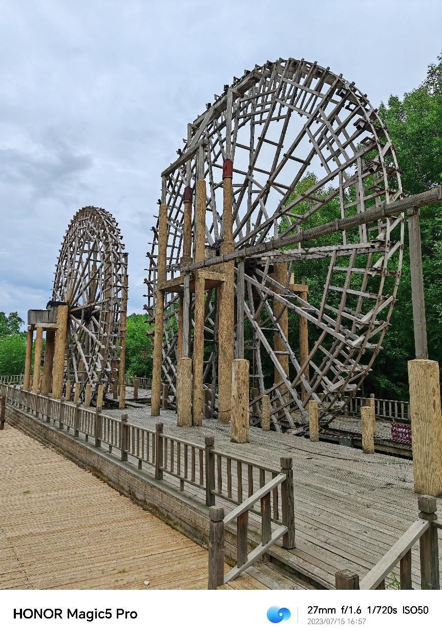 荣耀magic5pro玩王者画面很大,荣耀magic5pro拍照有舞台光功效吗