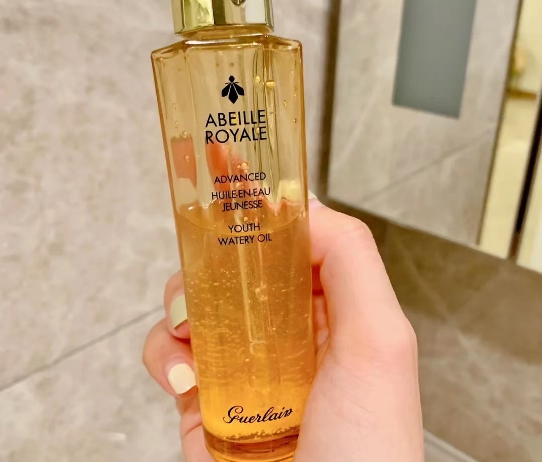 雅顿的精华哪种最好,雅顿抗老精华油性皮肤