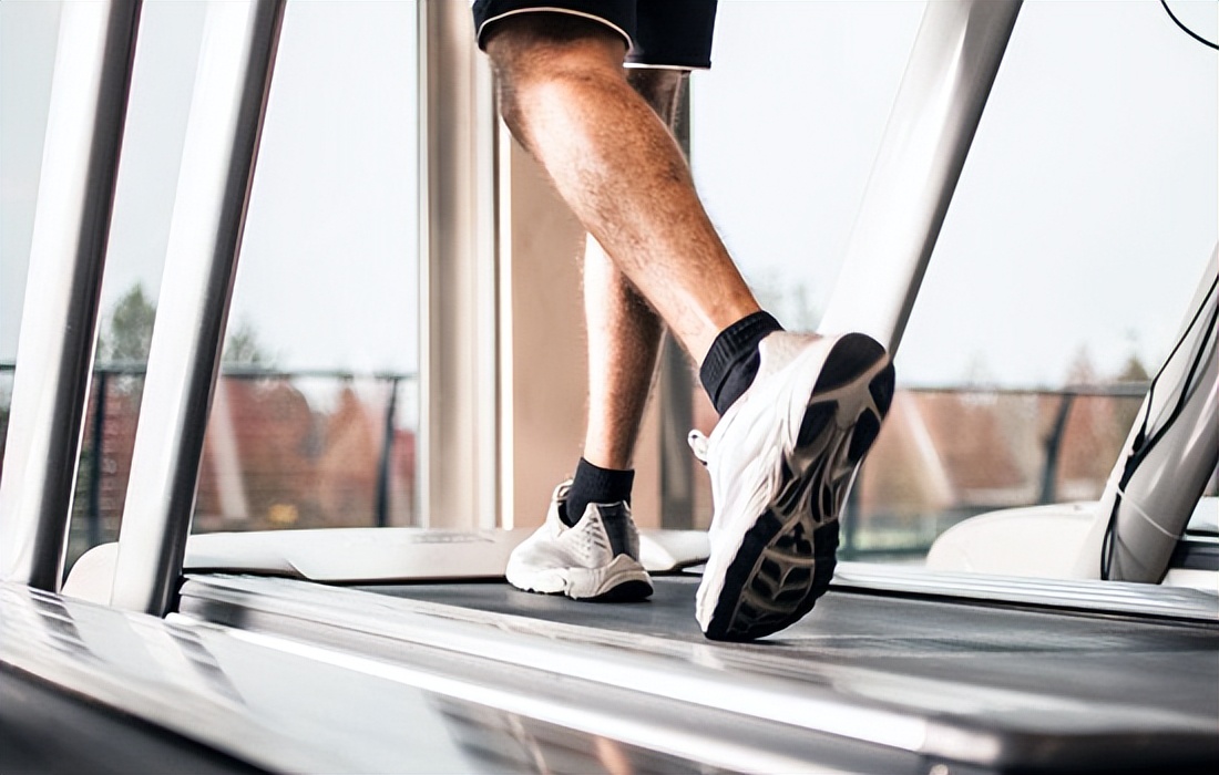 一般家用跑步机多少钱一台,跑步机一般买多少钱的合适