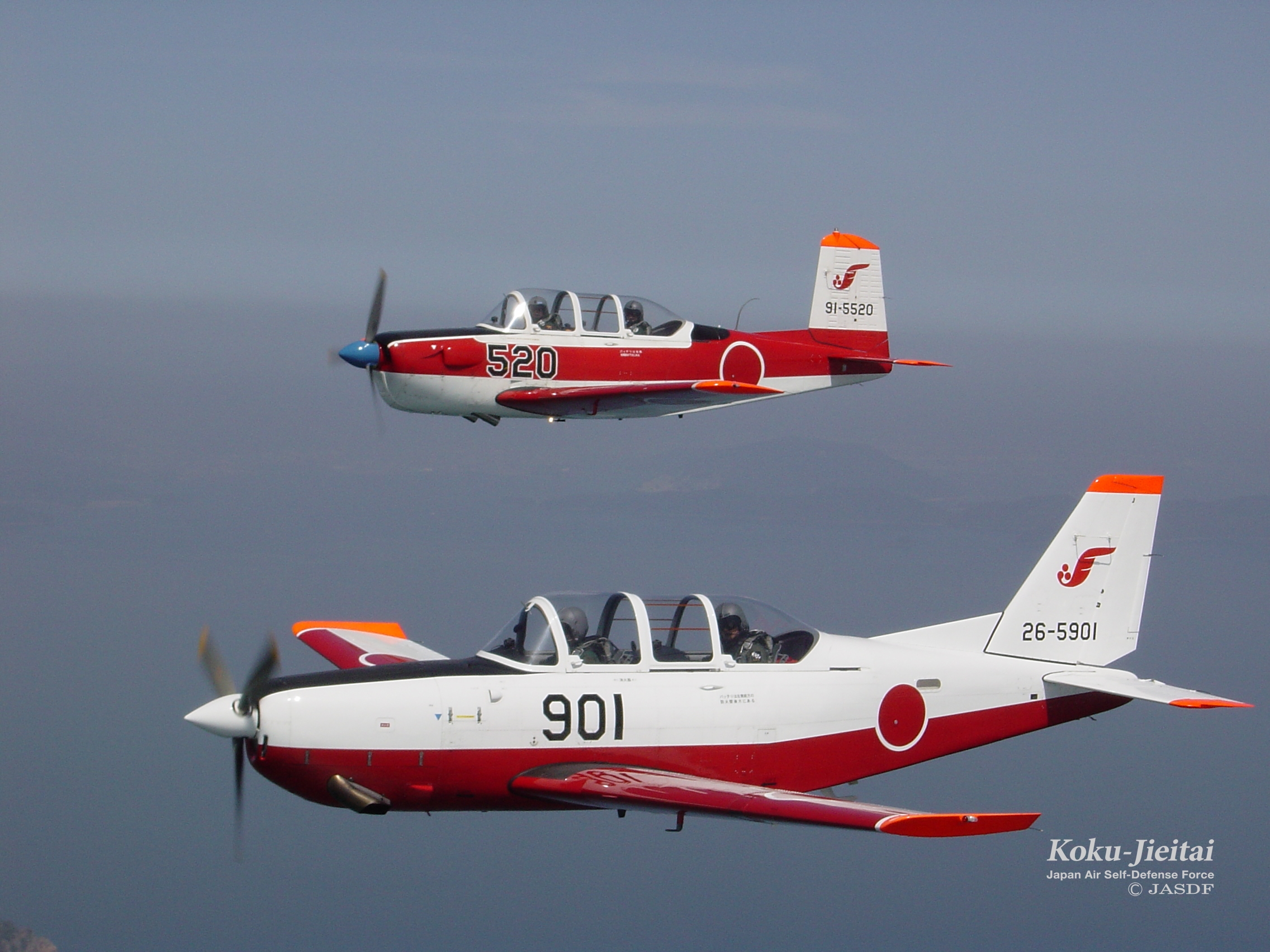 日本空中自卫队战斗机训练视频,日本富士直升机