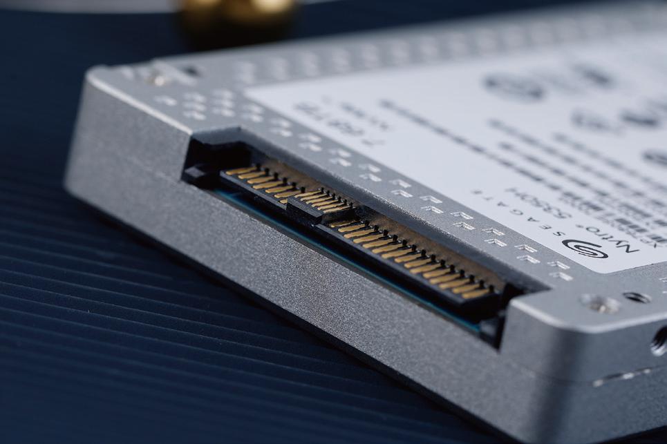 赋能企业应用高效运行——深度测试希捷雷霆,Nytro5350NVMe固态硬盘