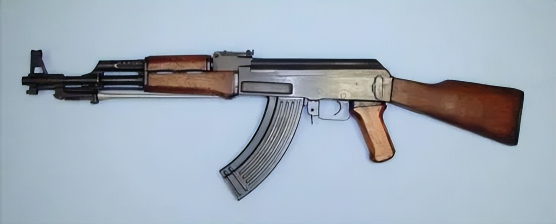 56式冲锋枪射击有二道火吗,ak47与56式冲锋枪谁更厉害