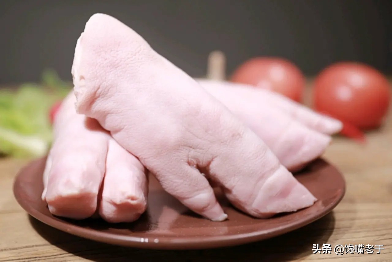 怎么买猪蹄最正确,猪蹄的挑选口诀