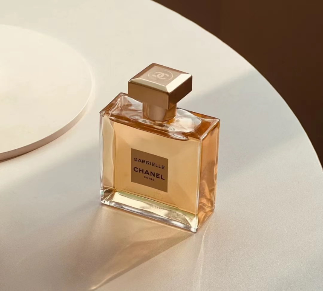 十大公认最好闻的香水女款,十大公认最好闻的女士香水推荐