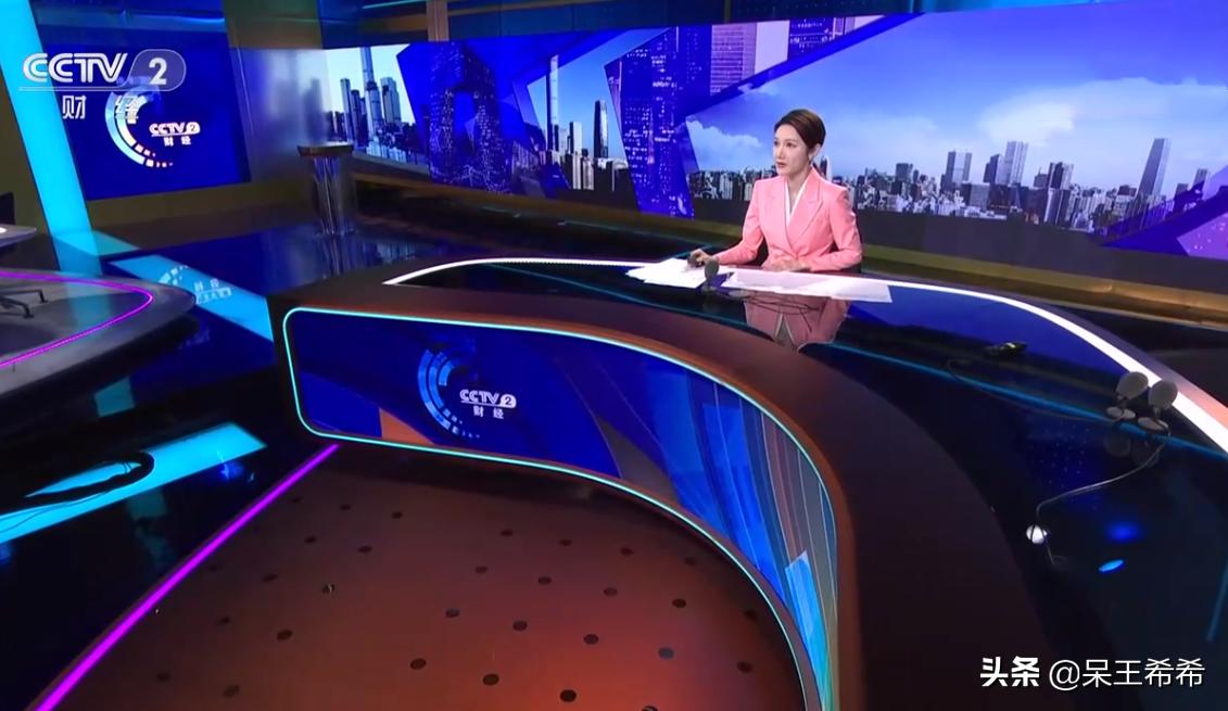 龙洋回湖南主持视频,龙洋主持新闻联播吗