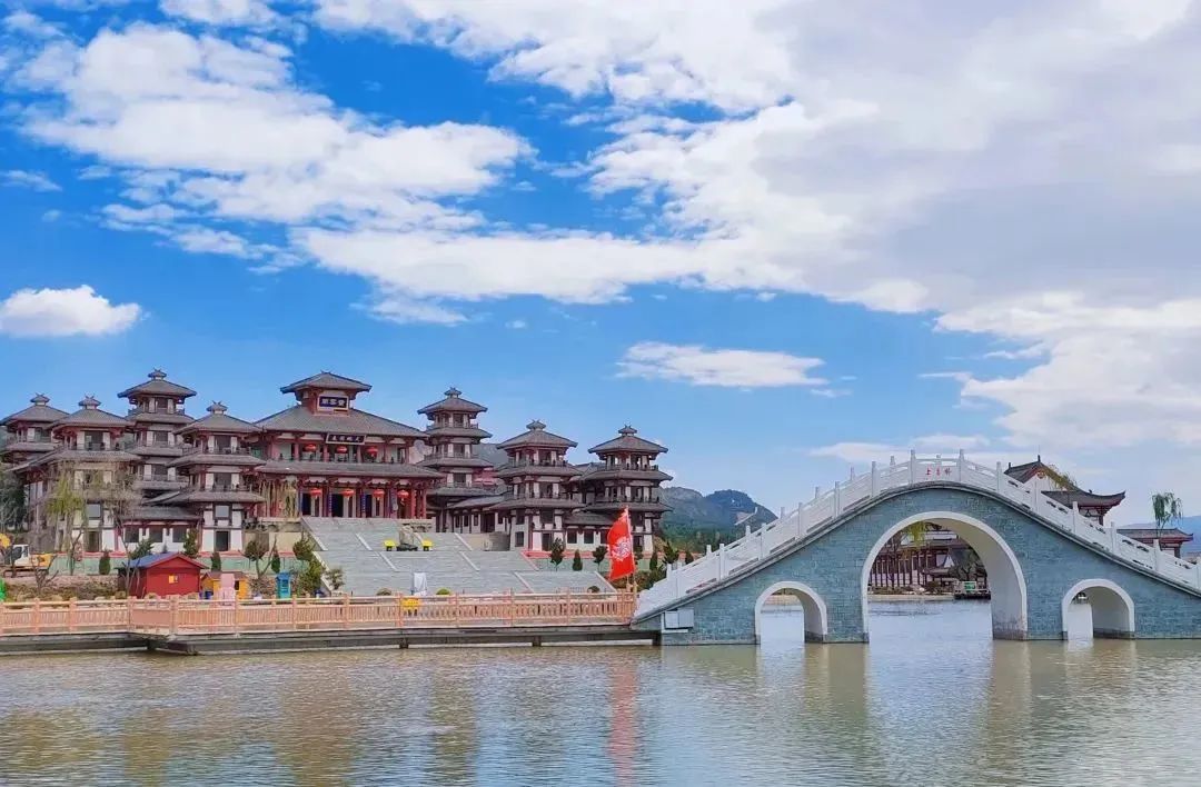 兰州后花园怎么去,陇西古莱坞一日游