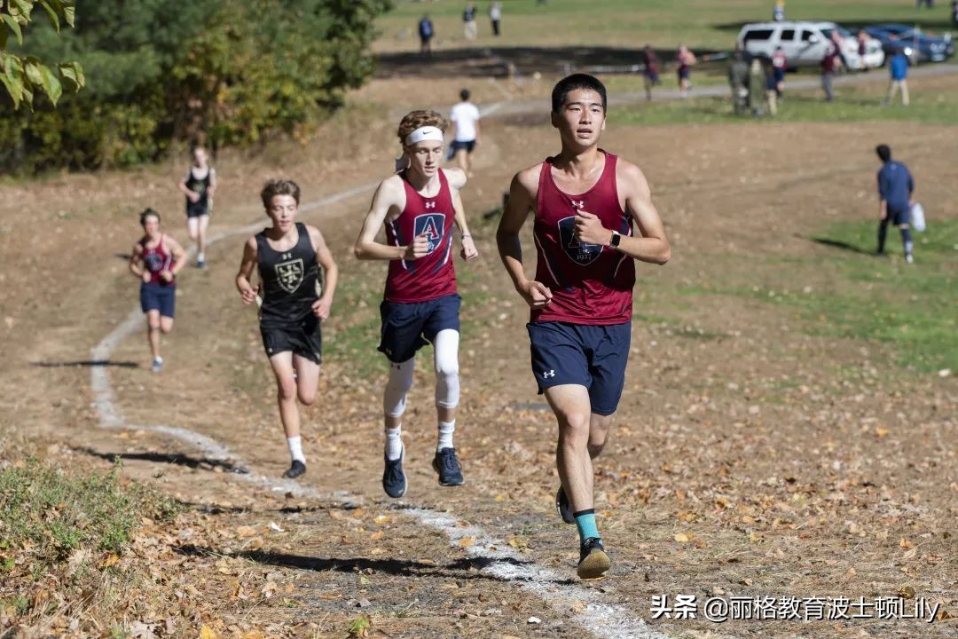 美国顶级商业管理学院排名,美国最好的商业管理学院