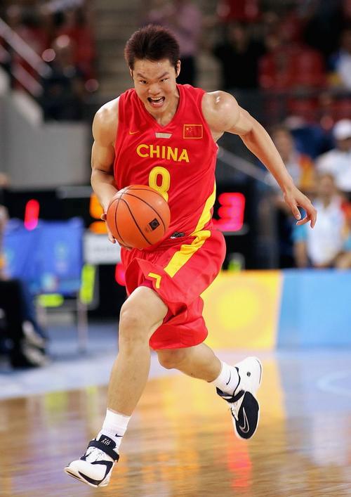 朱芳雨直播谈徐杰,朱芳雨谈徐杰15投13视频